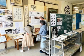 江井島小学校の歩みを振り返る歴史博物館=明石市大久保町西島 江井島小学校の歩みを振り返る歴史博物館=明石市大久保町西島