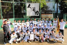 全国大会出場を目指す大久保北中学校野球部の部員たち=明石市大久保町大窪 全国大会出場を目指す大久保北中学校野球部の部員たち=明石市大久保町大窪