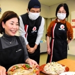 丸山地区の住民らが開発した献上鯛の一夜干しを使った料理=南あわじ市阿那賀