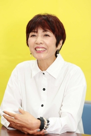 「コンサートで音楽を聴いた人が、思わず隣の人に『音楽っていいよね』って言いたくなる。そんな気持ちになってもらえるのが、自分にとっての一番の幸せ」と語る庄野真代=神戸新聞社(撮影・吉田敦史) 「コンサートで音楽を聴いた人が、思わず隣の人に『音楽っていいよね』って言いたくなる。そんな気持ちになってもらえるのが、自分にとっての一番の幸せ」と語る庄野真代=神戸新聞社(撮影・吉田敦史)