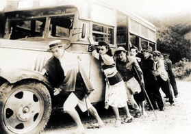 「明日は日本晴れ」(国立映画アーカイブ提供) 「明日は日本晴れ」(国立映画アーカイブ提供)