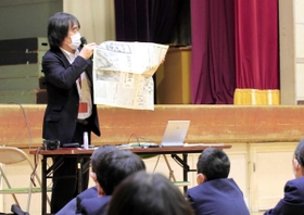 阪神・淡路大震災当時の様子を語る神戸新聞阪神総局の金居光由総局長=尼崎市南武庫之荘4 阪神・淡路大震災当時の様子を語る神戸新聞阪神総局の金居光由総局長=尼崎市南武庫之荘4