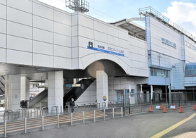 尼崎センタープール前駅(阪神電鉄提供) 尼崎センタープール前駅(阪神電鉄提供)