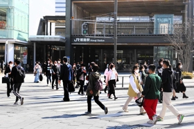 姫路市駅前町は県内の上位5番目だが、2年連続の下落となった=姫路駅前(撮影・大山伸一郎) 姫路市駅前町は県内の上位5番目だが、2年連続の下落となった=姫路駅前(撮影・大山伸一郎)