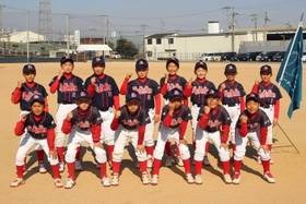 姫路ルーキーボーイズの選手たち=姫路市飾磨区英賀 姫路ルーキーボーイズの選手たち=姫路市飾磨区英賀