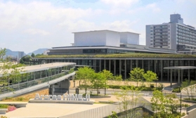 9月に開館1年を迎えるアクリエひめじ。節目に多彩なイベントが開かれる=姫路市神屋町(撮影・大山伸一郎) 9月に開館1年を迎えるアクリエひめじ。節目に多彩なイベントが開かれる=姫路市神屋町(撮影・大山伸一郎)