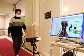 イオン小野店で行われた「フレイルチェック」=小野市王子町 イオン小野店で行われた「フレイルチェック」=小野市王子町