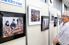 技能実習生たちをテーマにした写真展=小野市黒川町 技能実習生たちをテーマにした写真展=小野市黒川町