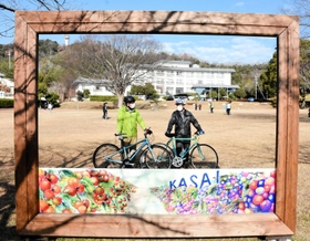 写真撮影用に設置された額縁モニュメント=いこいの村はりま 写真撮影用に設置された額縁モニュメント=いこいの村はりま