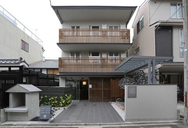 京都・西陣のゲストハウス「ケフ」。滞在1カ月以上の「お試し移住」プランを展開する=京都市上京区(撮影・藤家 武)