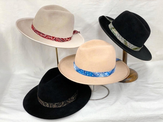 ヴィッセル神戸の元選手、近藤岳登さんらと企画したウエスタンハット(マキシン提供)