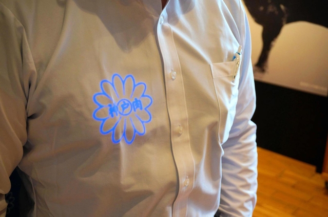 神戸ビーフの証しである「のじぎく判」を照射できる撮影スポットも=東京都台東区浅草2、神戸ビーフギャラリーTOKYO