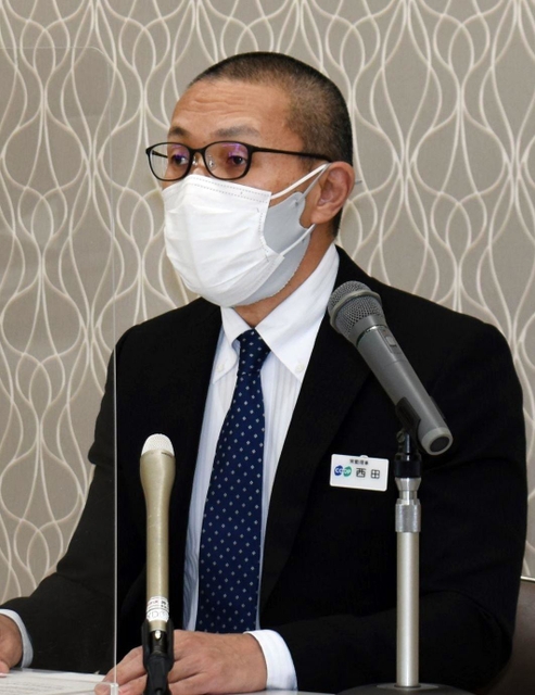 六甲アイランド食品工場の稼働終了について説明する西田浩三常勤理事=神戸市東灘区住吉東町4