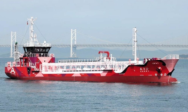 世界初の「EVタンカー」として注目が高まる「あさひ」。川崎重工業が大容量バッテリー推進システムを納入した