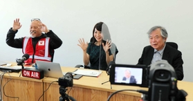 オンラインで「災害関連死ゼロ」に向けた連携を呼び掛けた(左から)石川淳哉さん、奥村奈津美さん、室崎益輝さん=神戸新聞本社 オンラインで「災害関連死ゼロ」に向けた連携を呼び掛けた(左から)石川淳哉さん、奥村奈津美さん、室崎益輝さん=神戸新聞本社