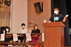 国際交流の意義について語った座談会=吉川町公民館 国際交流の意義について語った座談会=吉川町公民館