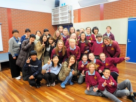 2018年のフェデレーション市訪問の様子(三木市国際交流協会提供) 2018年のフェデレーション市訪問の様子(三木市国際交流協会提供)