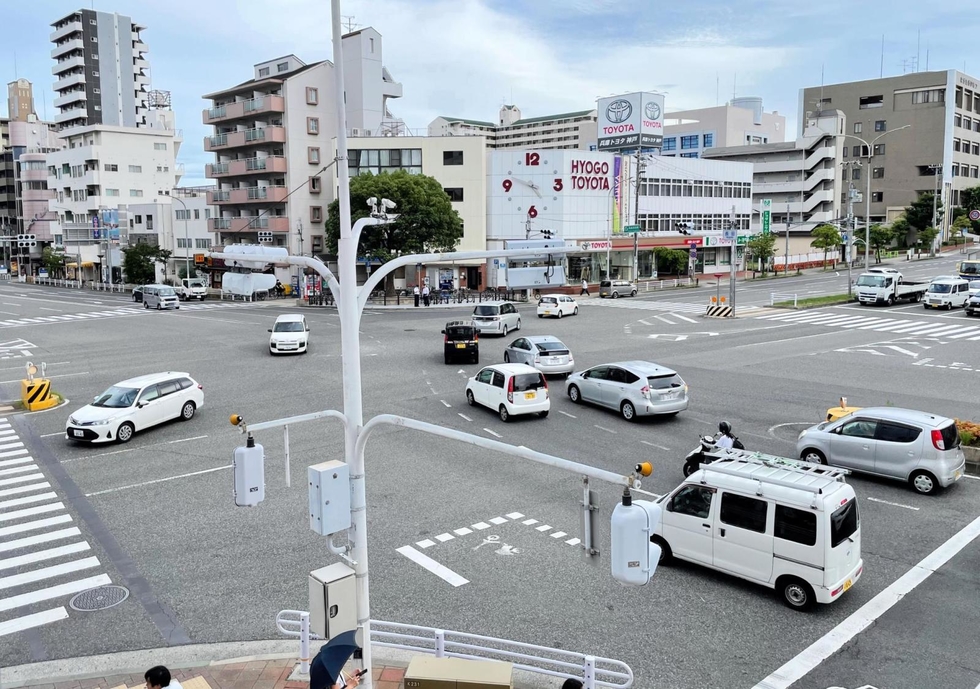 長田交差点=神戸市長田区北町2