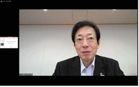 関西学院大学の学生に向け講演する久元喜造神戸市長 関西学院大学の学生に向け講演する久元喜造神戸市長