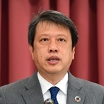 共産の推薦を受ける金田峰生氏=神戸市兵庫区