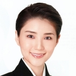 芹香斗亜さん