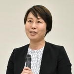 震災報道について語る神戸新聞社の中島摩子・阪神総局デスク兼編集局編集委員=1日午後、横浜市中区