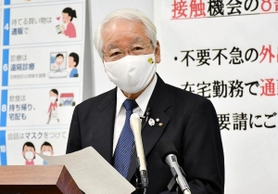 休業要請の解除基準などを説明する井戸敏三知事=11日午後、兵庫県庁 休業要請の解除基準などを説明する井戸敏三知事=11日午後、兵庫県庁