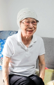 戦中の日常を振り返る山根ミヤ子さん=神戸市長田区雲雀ケ丘2 戦中の日常を振り返る山根ミヤ子さん=神戸市長田区雲雀ケ丘2
