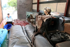 静かな夏。お化け屋敷の道具は収束の日を待っている=丹波篠山市鷲尾 静かな夏。お化け屋敷の道具は収束の日を待っている=丹波篠山市鷲尾