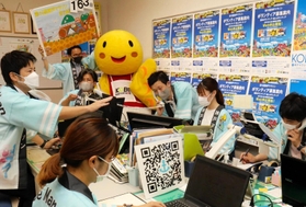 2年ぶりにランナー募集が始まり、活気付く神戸マラソン実行委員会事務局=10日午後、神戸市中央区北長狭通4 2年ぶりにランナー募集が始まり、活気付く神戸マラソン実行委員会事務局=10日午後、神戸市中央区北長狭通4