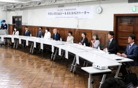 参院選の立候補予定者が集まった公開討論会=神戸市内(撮影・小谷千穂) 参院選の立候補予定者が集まった公開討論会=神戸市内(撮影・小谷千穂)