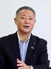 インタビューに応じる日本維新の会の馬場伸幸代表=6日、大阪市内(撮影・中西幸大) インタビューに応じる日本維新の会の馬場伸幸代表=6日、大阪市内(撮影・中西幸大)