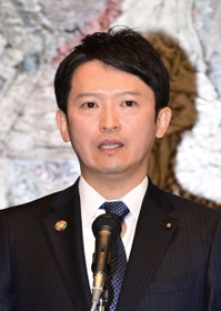 年頭あいさつに臨む斎藤元彦知事=兵庫県公館 年頭あいさつに臨む斎藤元彦知事=兵庫県公館