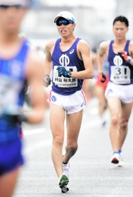 2月の日本選手権男子20キロ競歩で9位に入った村山裕太郎=六甲アイランド甲南大西側コース(撮影・中西幸大) 2月の日本選手権男子20キロ競歩で9位に入った村山裕太郎=六甲アイランド甲南大西側コース(撮影・中西幸大)