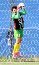 INAC神戸の新守護神として活躍が期待されるGK山下杏也加=堺市立サッカー・ナショナルトレーニングセンター INAC神戸の新守護神として活躍が期待されるGK山下杏也加=堺市立サッカー・ナショナルトレーニングセンター