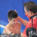 中学最後の夏は、全力ダイブで完全燃焼した。東京五輪の日本代表男子最年少、14歳の玉井陸斗(JSS宝塚)は男子高飛び込みで7位。共に練習する寺内健(41)=ミキハウス、兵庫県宝塚市出身=が5位に入ったシドニー大会以来、日本勢で21年ぶりの入賞を果たし「今できる最大の演技ができた」と笑った。