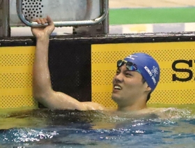 男子200メートル自由形を1分50秒26の大会新記録で制した多鹿正洋 男子200メートル自由形を1分50秒26の大会新記録で制した多鹿正洋