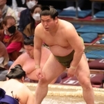 21場所ぶりに関取復帰を果たした北磻磨=13日、エディオンアリーナ大阪(撮影・坂部計介)