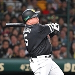 2回ソフトバンク無死、山川が先制本塁打を放つ(撮影・大田将之)