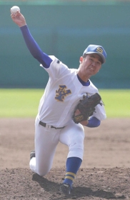 東筑-聖光学院 2番手で好投した聖光学院の衛藤(撮影・辰巳直之) 東筑-聖光学院 2番手で好投した聖光学院の衛藤(撮影・辰巳直之)