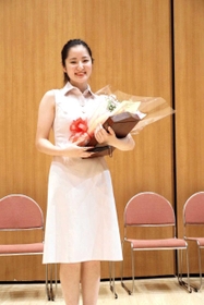 「ビバホールチェロコンクール」で1位に輝いた柴田花音さん(実行委員会提供) 「ビバホールチェロコンクール」で1位に輝いた柴田花音さん(実行委員会提供)