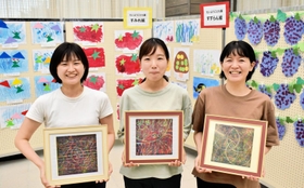 造形学習の研修を受けた保育士と園児の作品展=但馬長寿の郷 造形学習の研修を受けた保育士と園児の作品展=但馬長寿の郷