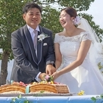 思い出の加古大池前で結婚式を 稲美町の中井さん夫妻 兵庫大生がプロデュース