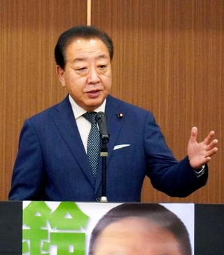 講演する立憲民主党の野田代表=25日午後、静岡県藤枝市