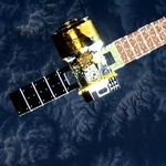 国際宇宙ステーションに接近する新型補給機「HTV-X」1号機=29日夜(米航空宇宙局の中継から)