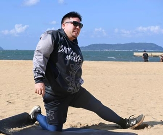 来季に向けて早くも始動したソフトバンクの山川=福岡市