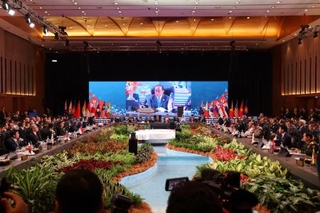 マレーシア・クアラルンプールで開かれたASEAN拡大国防相会議=1日(共同)