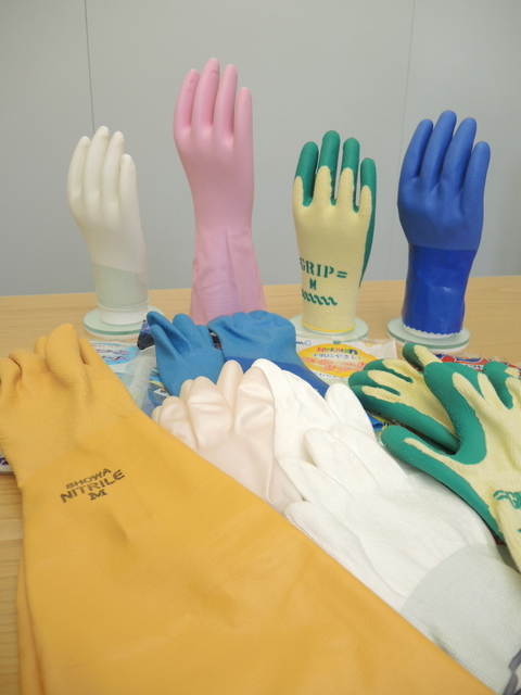 製造する手袋のアイテム数は2000を超える