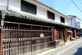 カフェや旅館に使われている水田家住宅=加西市北条町横尾 カフェや旅館に使われている水田家住宅=加西市北条町横尾