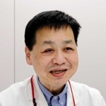 目の健康について話す神戸市立医療センター西市民病院眼科部長の石田和寛さん=神戸市長田区の同病院